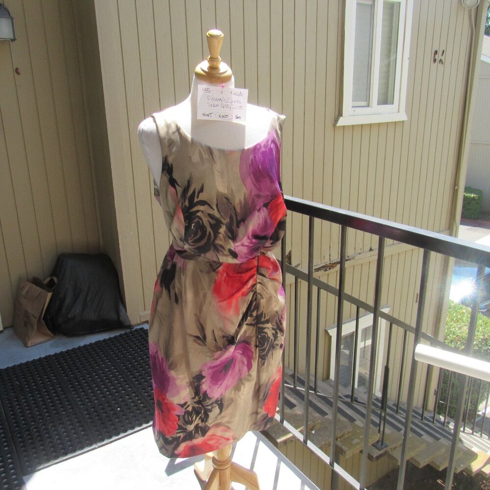 #195  NEW WOMEN'S SATIN SUMMER FLORAL DRESS BY KALIKO  (SIZE 16US)